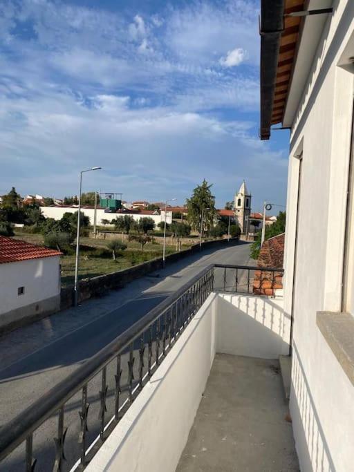 Caminho Da Vila Moradia. Escalos de Cima المظهر الخارجي الصورة